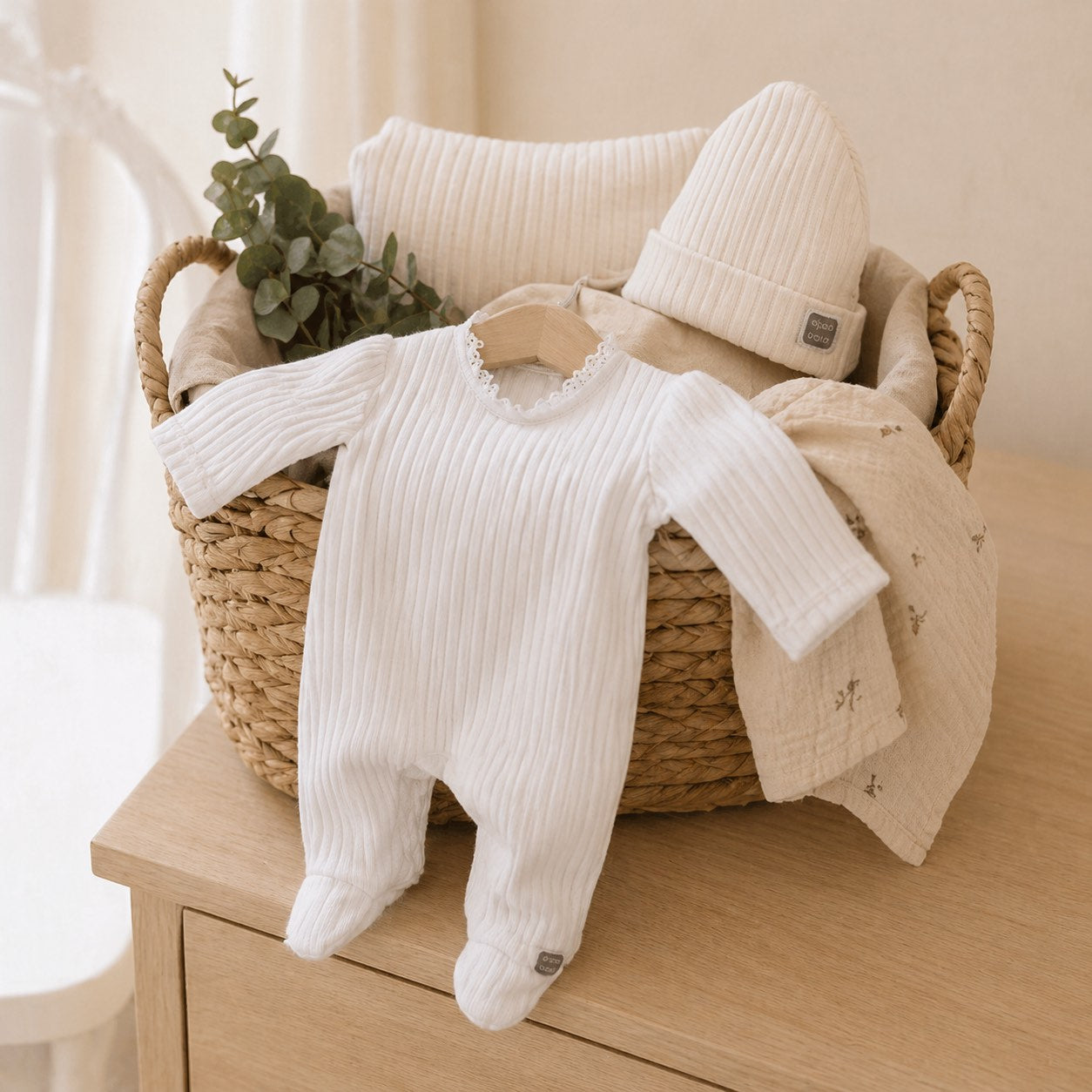White Bodysuit EU