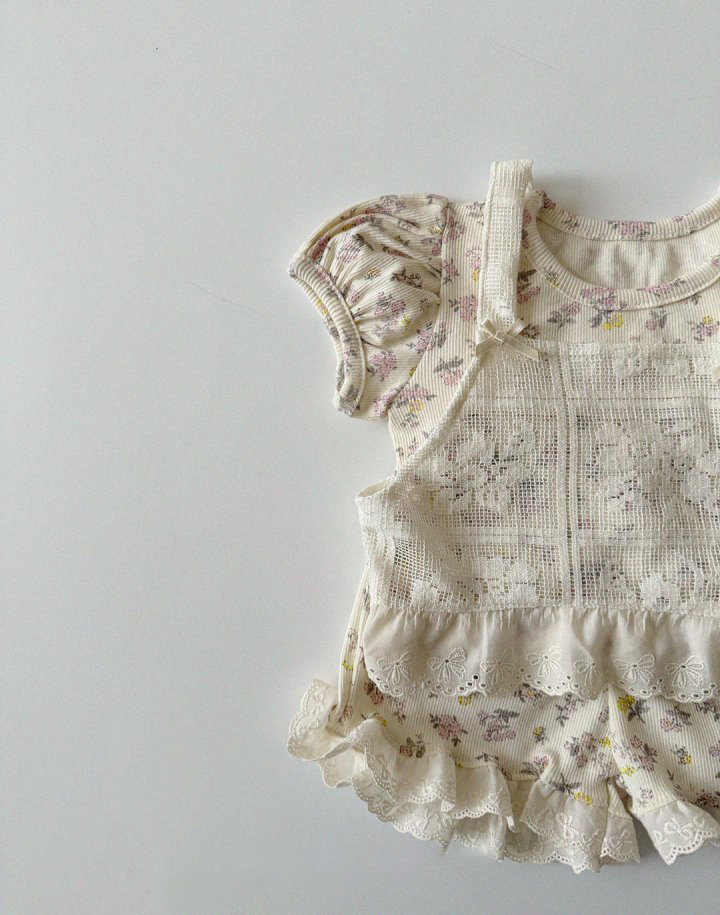 Ina Vest