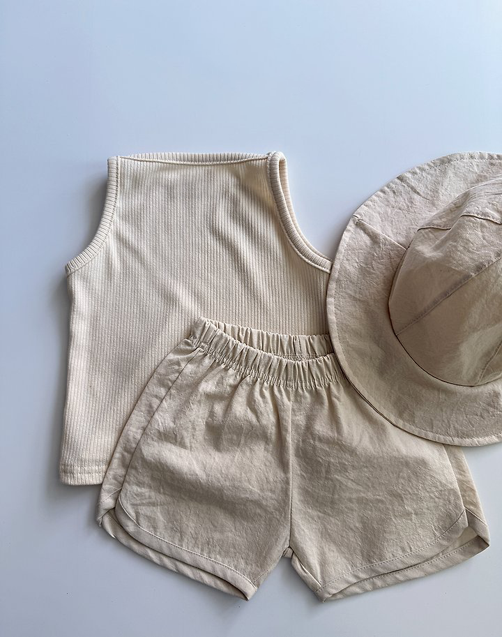 Everyday Sleeveless T-Shirt