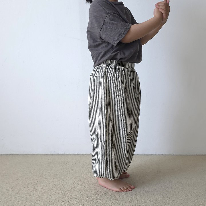 Striped Sausage Wrinkle Trouser