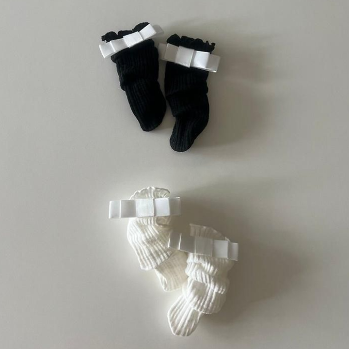Ribbed Ribbon Knee Socks